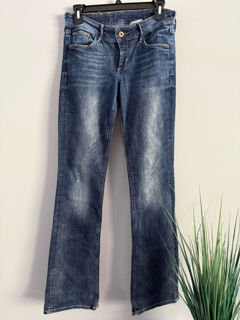 H&M  &Denim 29/34 Women’s Dark Blue Faded Bootcut Jeans low waist EUC